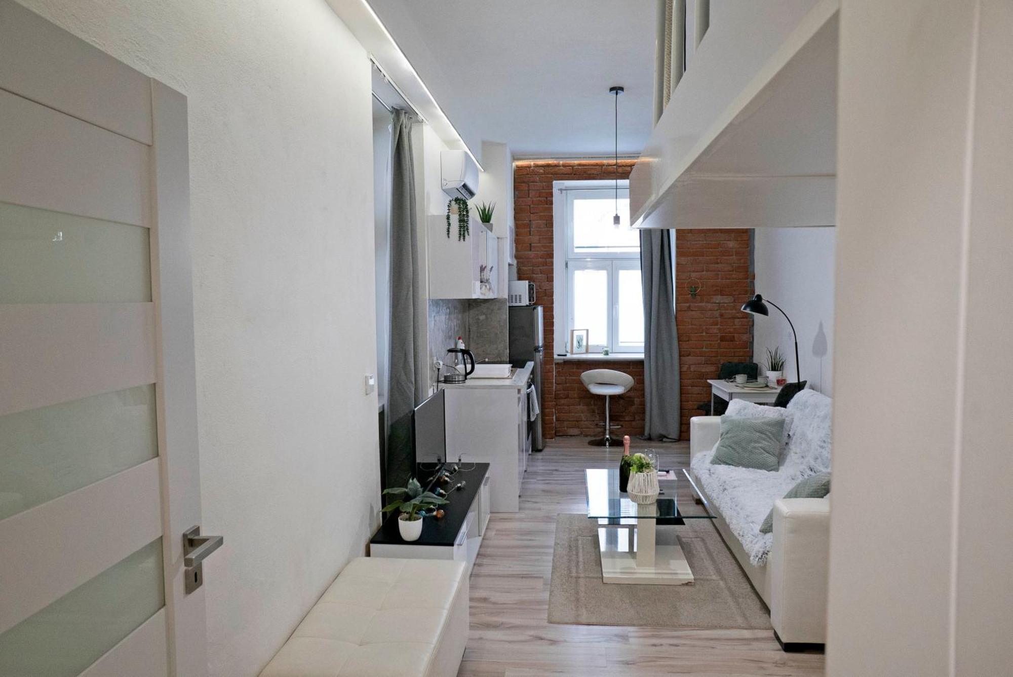 New Stylish Place For Couple Bratislava Buitenkant foto
